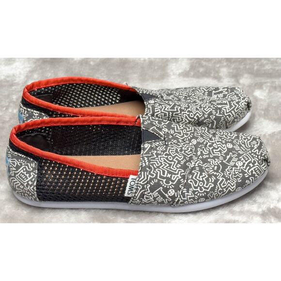 Toms Keith Haring Chalkboard Mesh Slip On Classic Flats Womens Size 7 - Picture 3 of 14